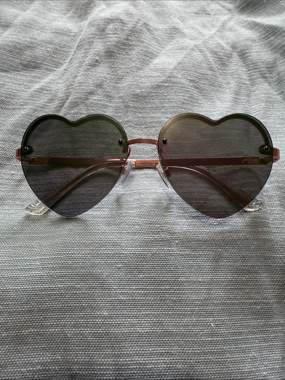 Heart-Shaped Sunglasses - Unbranded